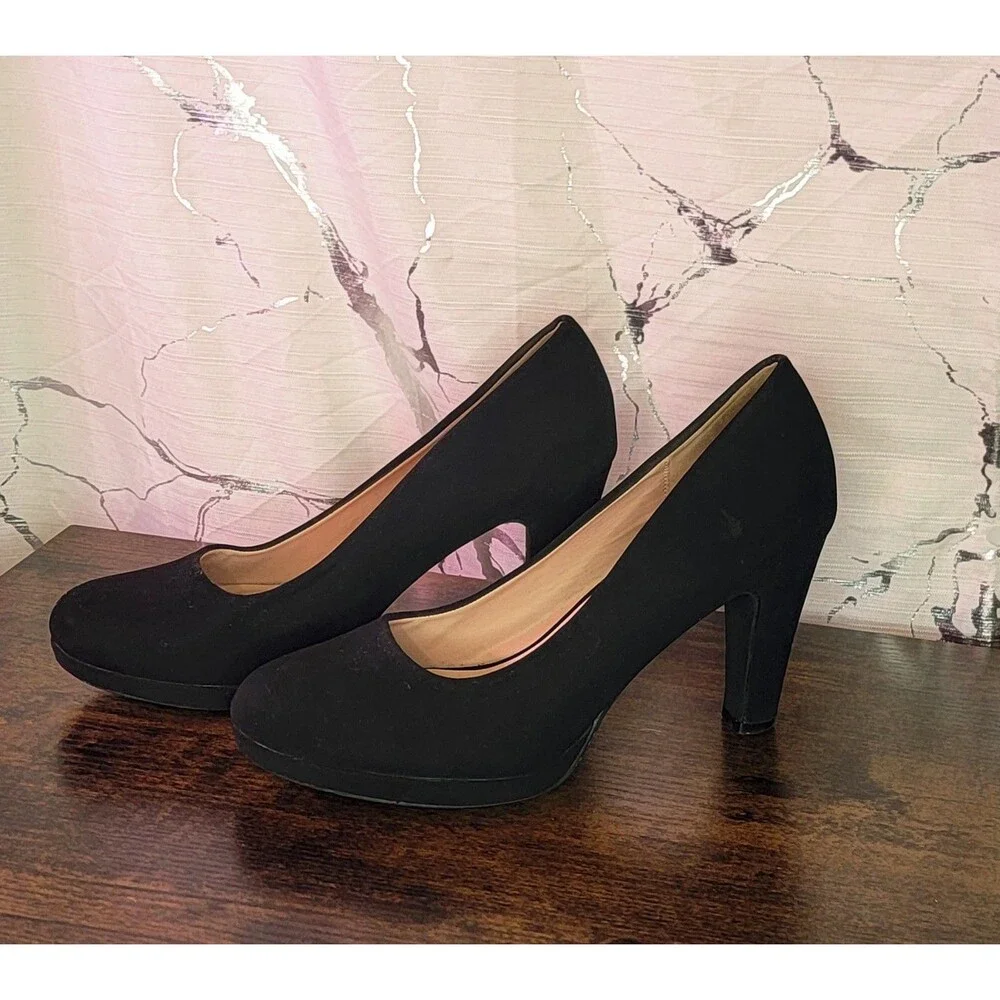Classic Black Suede Size 8 Platform 3 inch Pump Mary Jane Office Party
